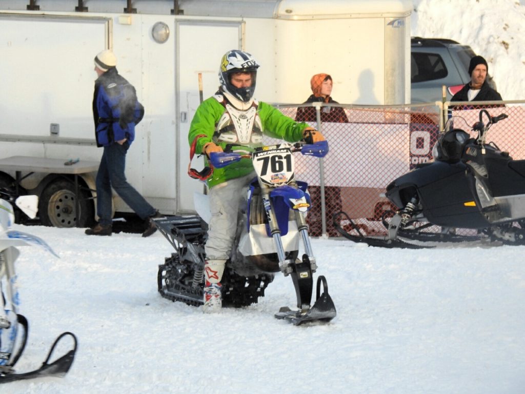 Snowbike Racing