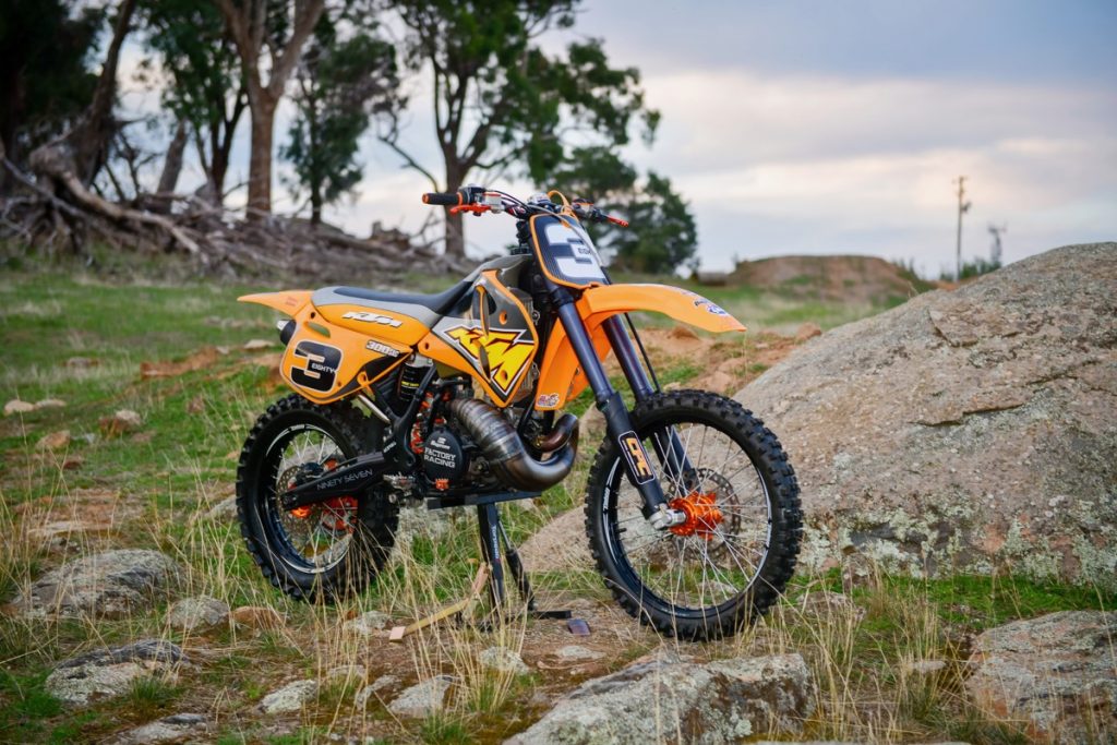 KTM 300